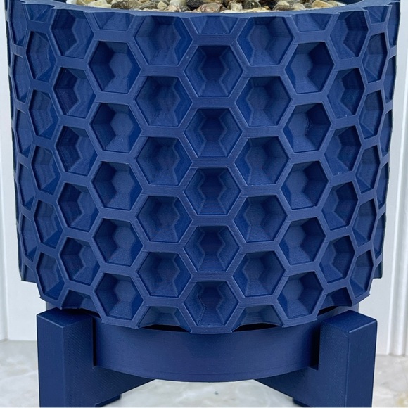 Modern Indoor Flower Pot, The Armos Planter Pot with Drainage Tray & Stand - Picture 2 of 9